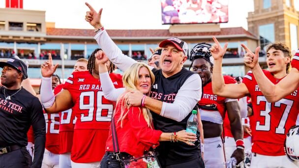 Which college football teams could break through and bounce back in 2026?