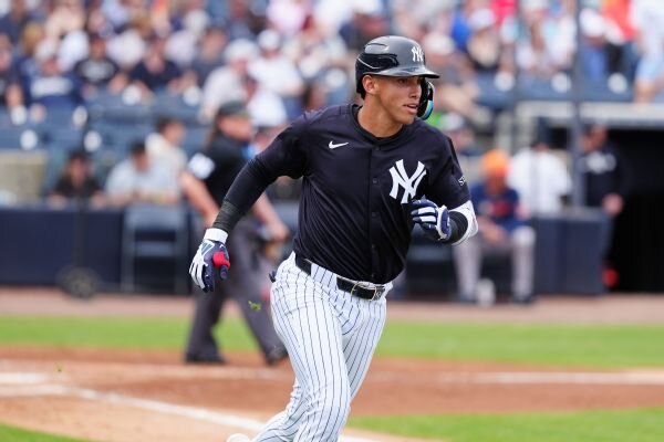 Source: Yankees to call up top prospect George Lombard Jr.