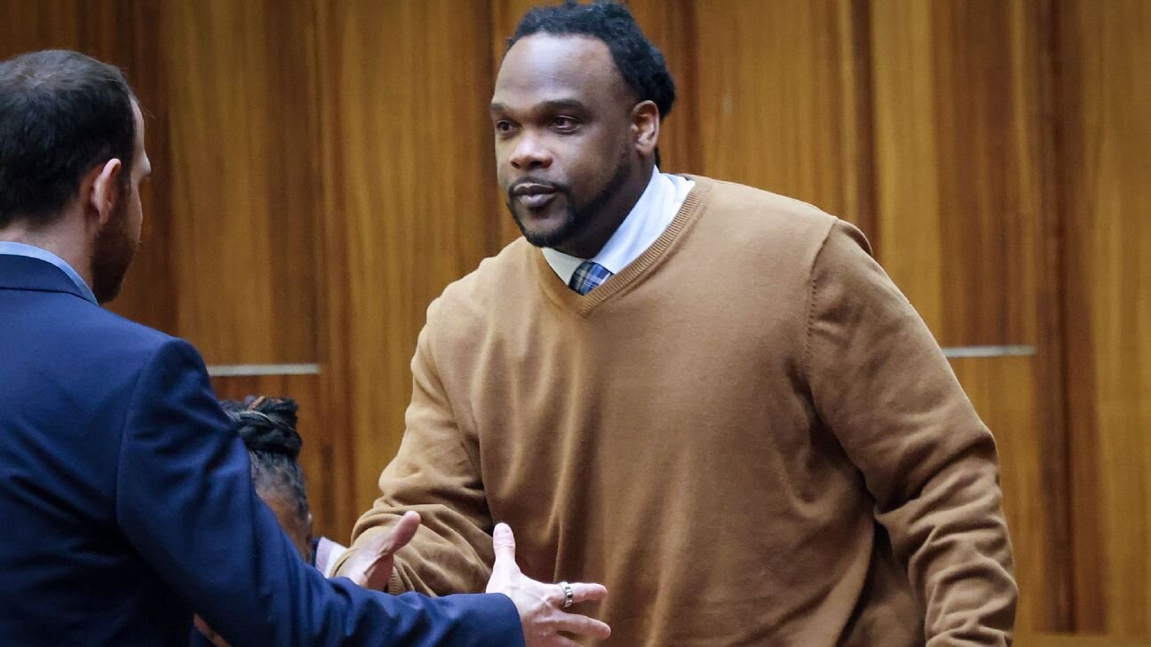 Prosecutors: Informant in Pata case says attorney tried to bribe him