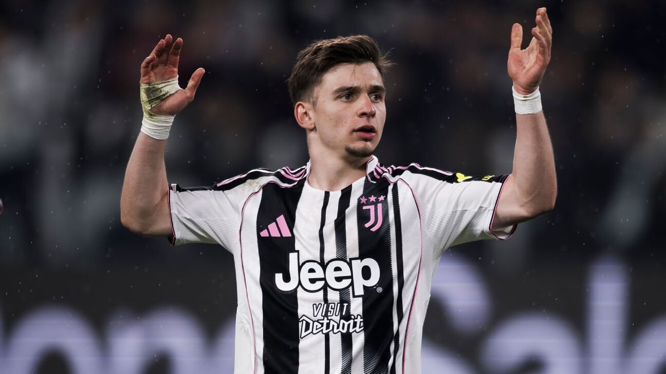 Transfer rumors, news: Man United looking at pair of Serie A wingers