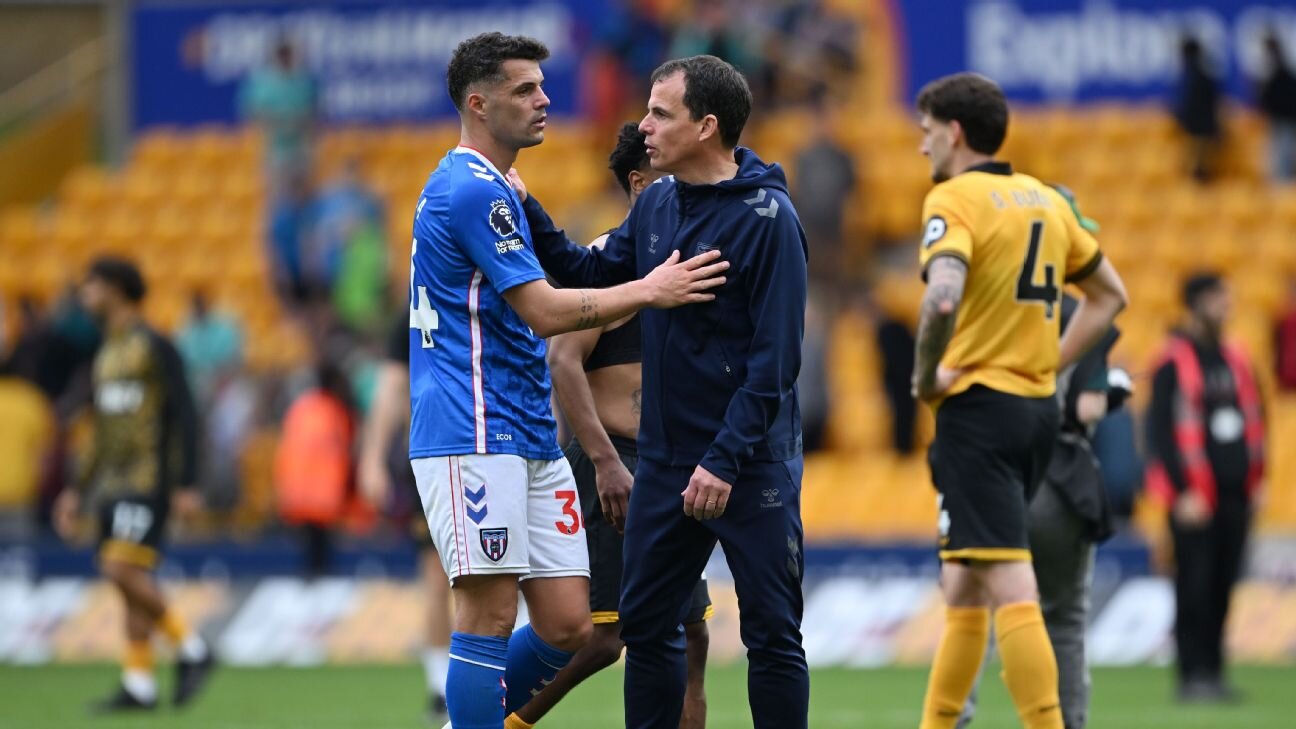 Sunderland's Regis Le Bris rules out Granit Xhaka move to Chelsea: 'This topic is closed
