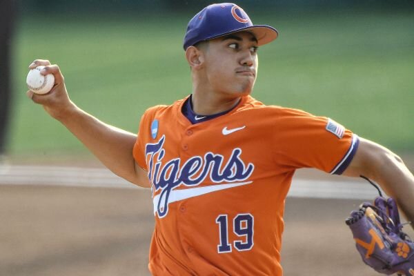 Drafted pitchers Logan Schmidt, Aidan Knaak don't sign with teams