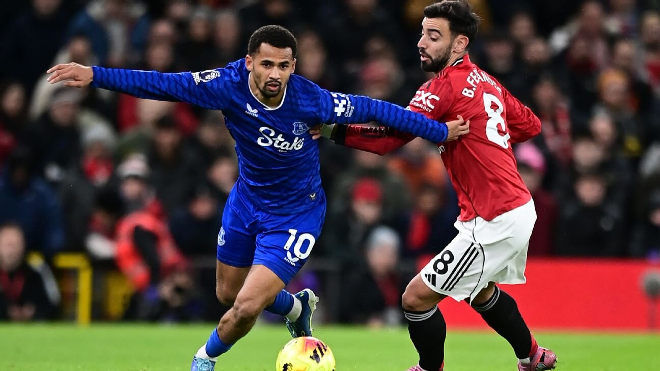 Transfer rumors, news: Everton's Ndiaye on Man United radar