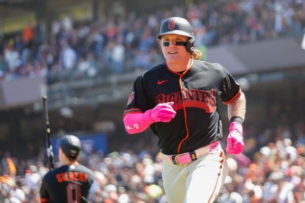 Giants suspend pay to injured Harrison Bader after scooter accident
