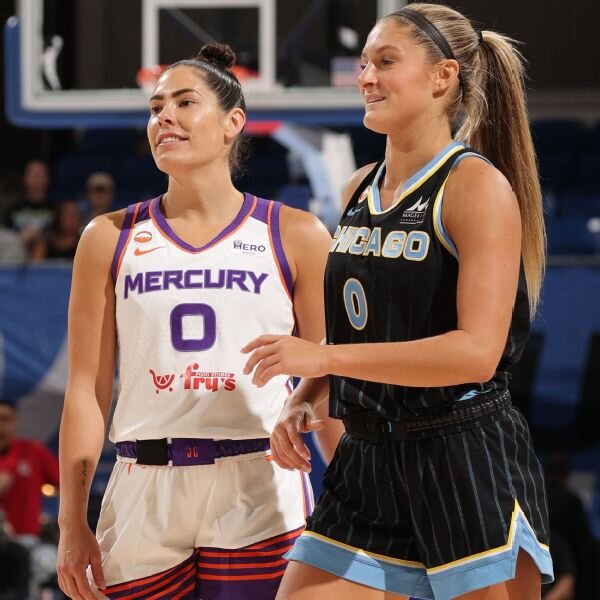 Kelsey Plum nets 20 points in winning Phoenix Mercury debut