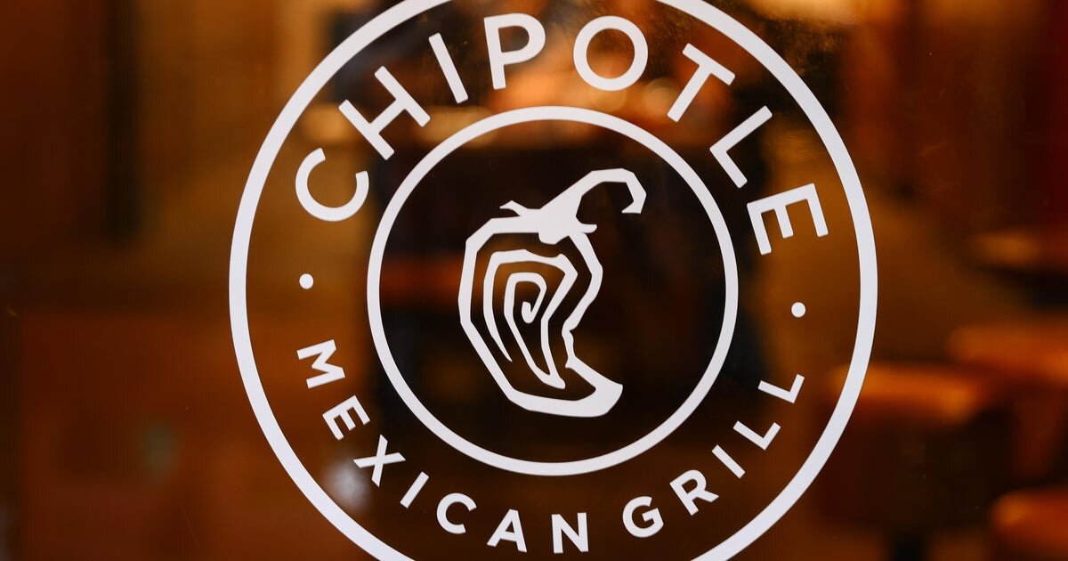 Chipotle removes jalapenos linked to Minnesota salmonella outbreak