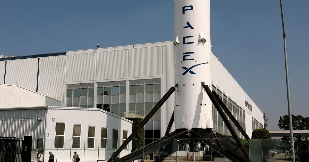 SpaceX shows strong growth in its first earnings report since IPO