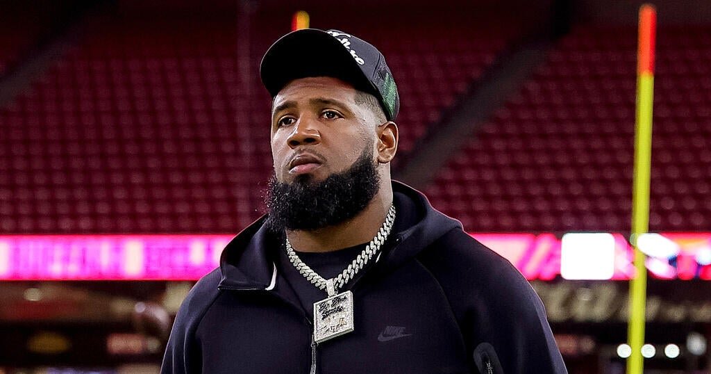 Buffalo Bills defensive tackle Ed Oliver mourning death of 2-year-old son