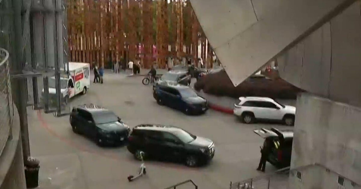 Eye Opener: Shooting at Seattle food festival kills 3
