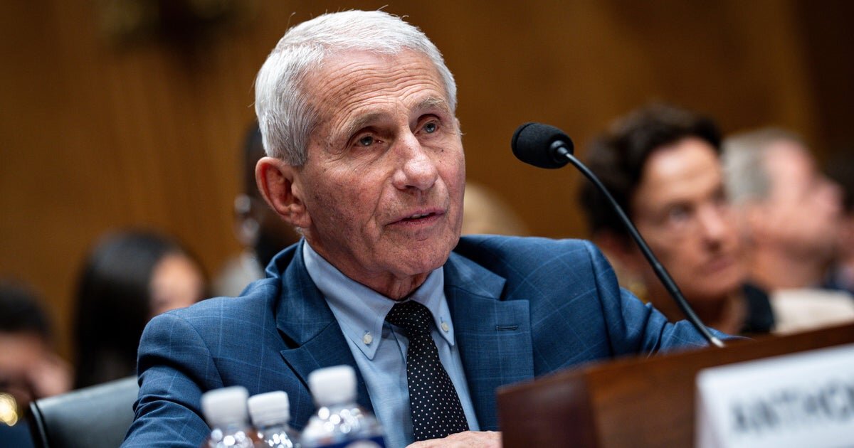 In texts, Fauci discussed potential risks, benefits of COVID vaccine for pregnant women