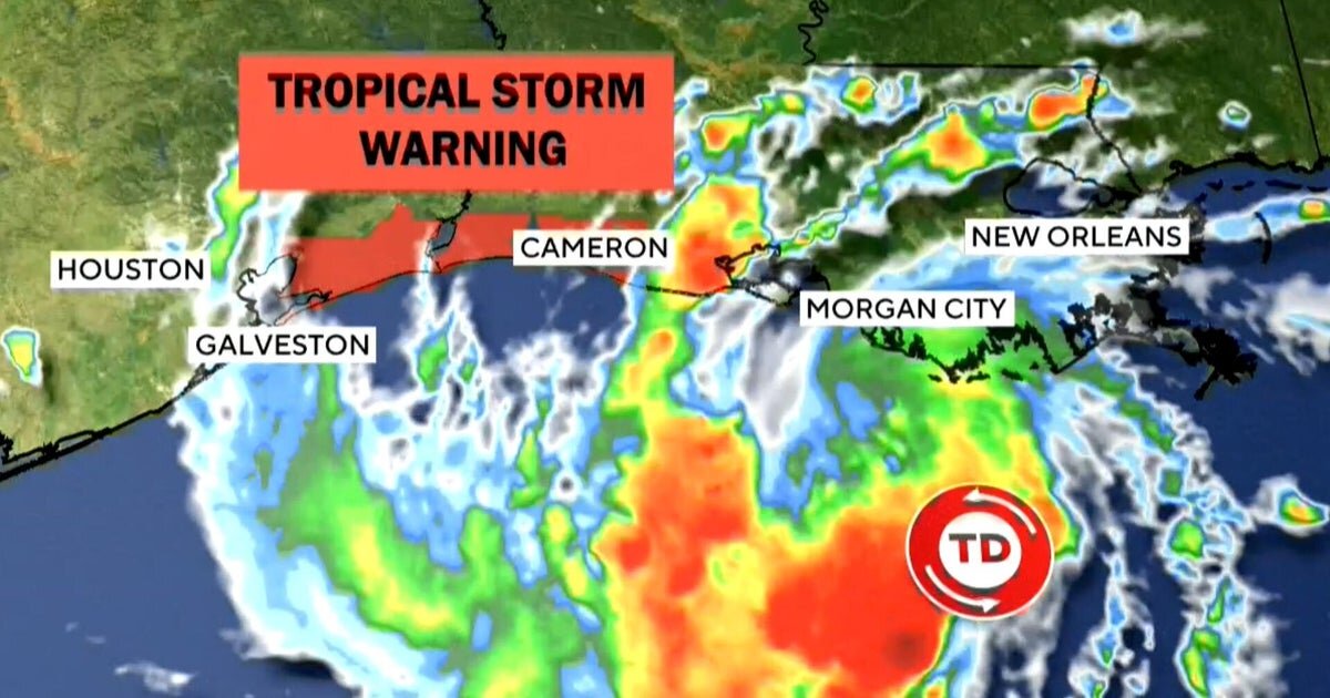 Tropical storm warnings in effect from Louisiana to Texas