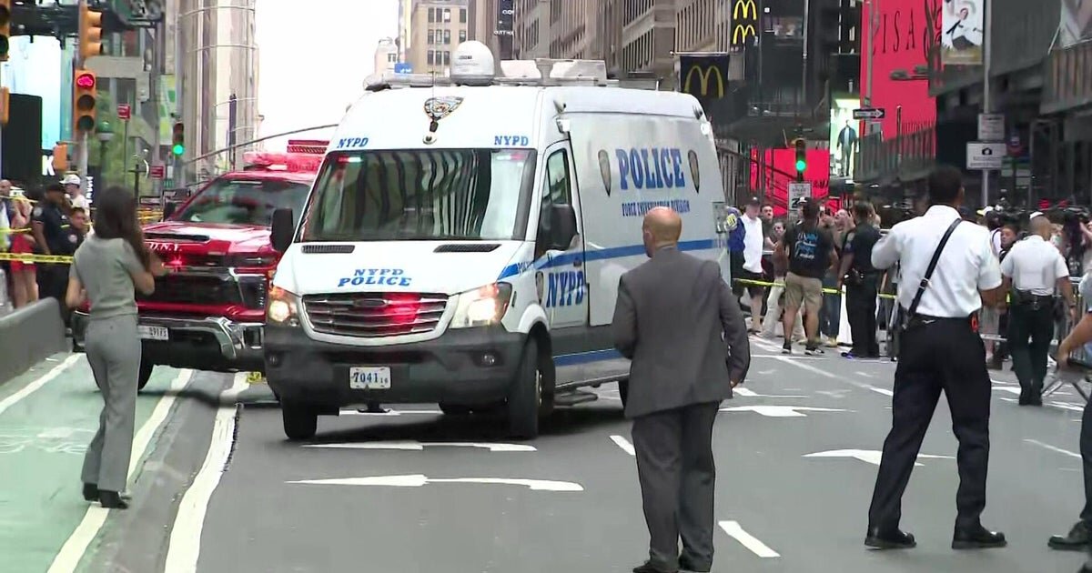 Victim in Times Square stabbing identified as Bank of America employee