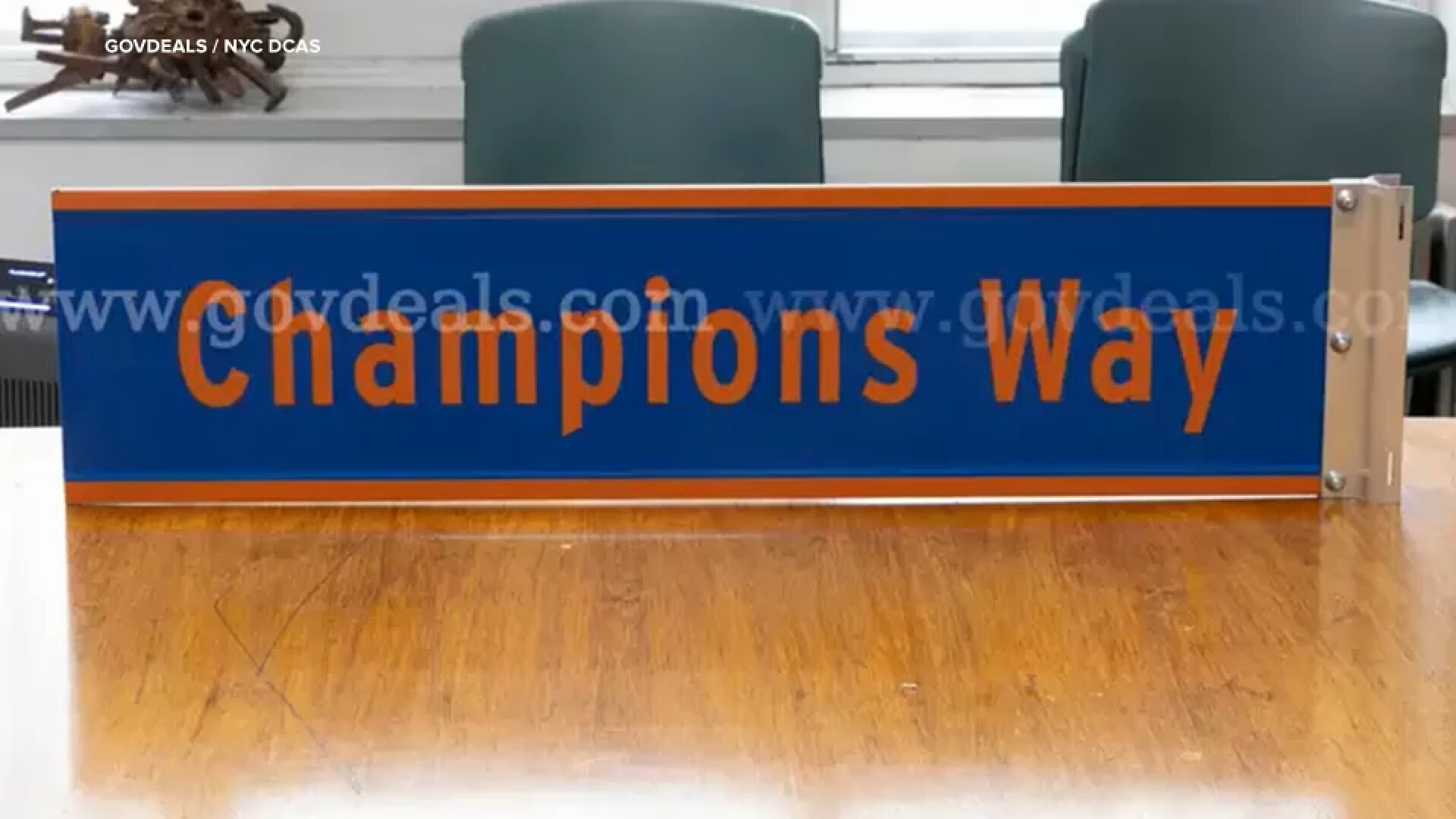 New York Knicks 'Championship Way' sign up for auction