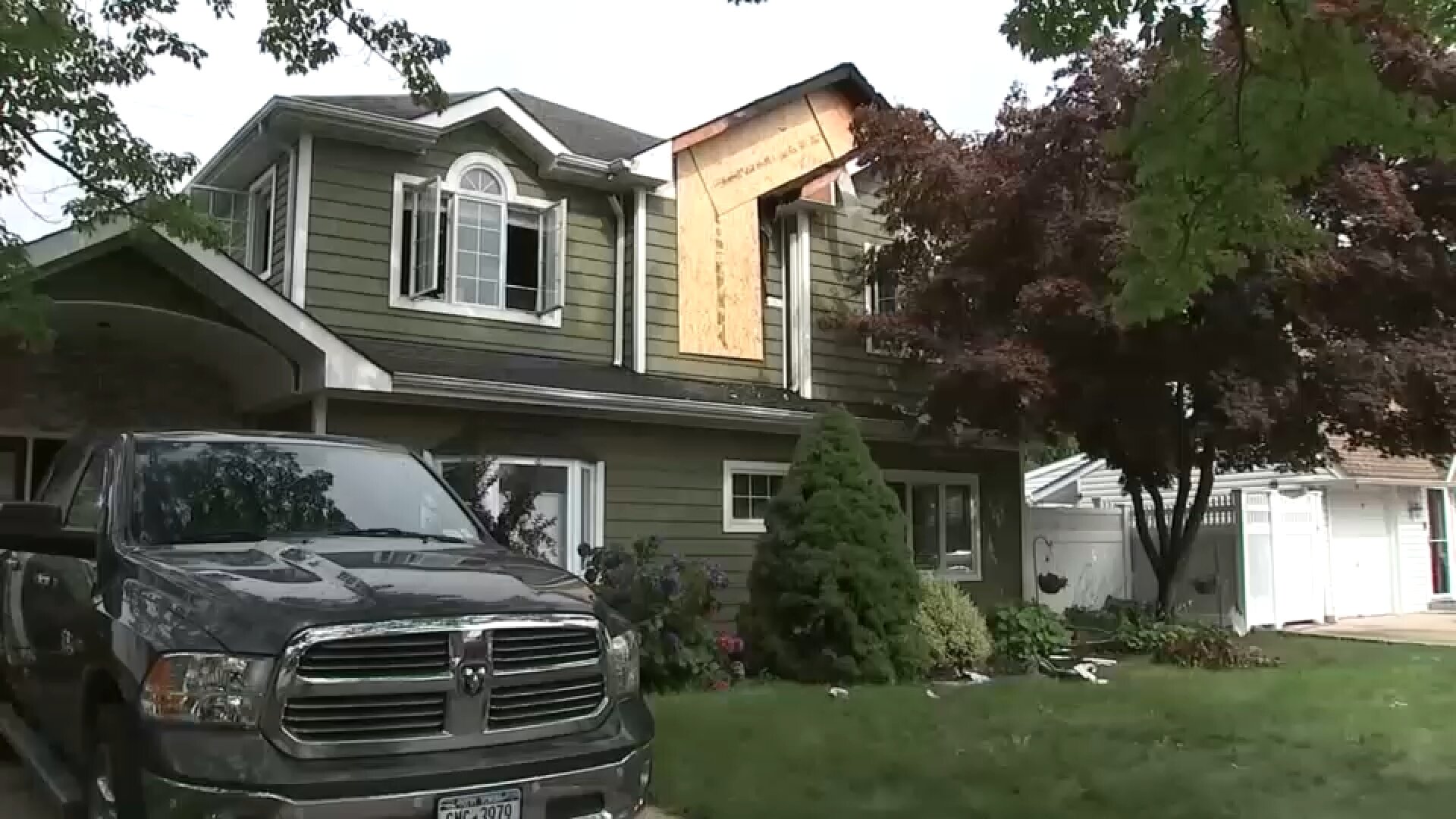Lightning strike sparks fire at Hicksville firefighter's home during storm