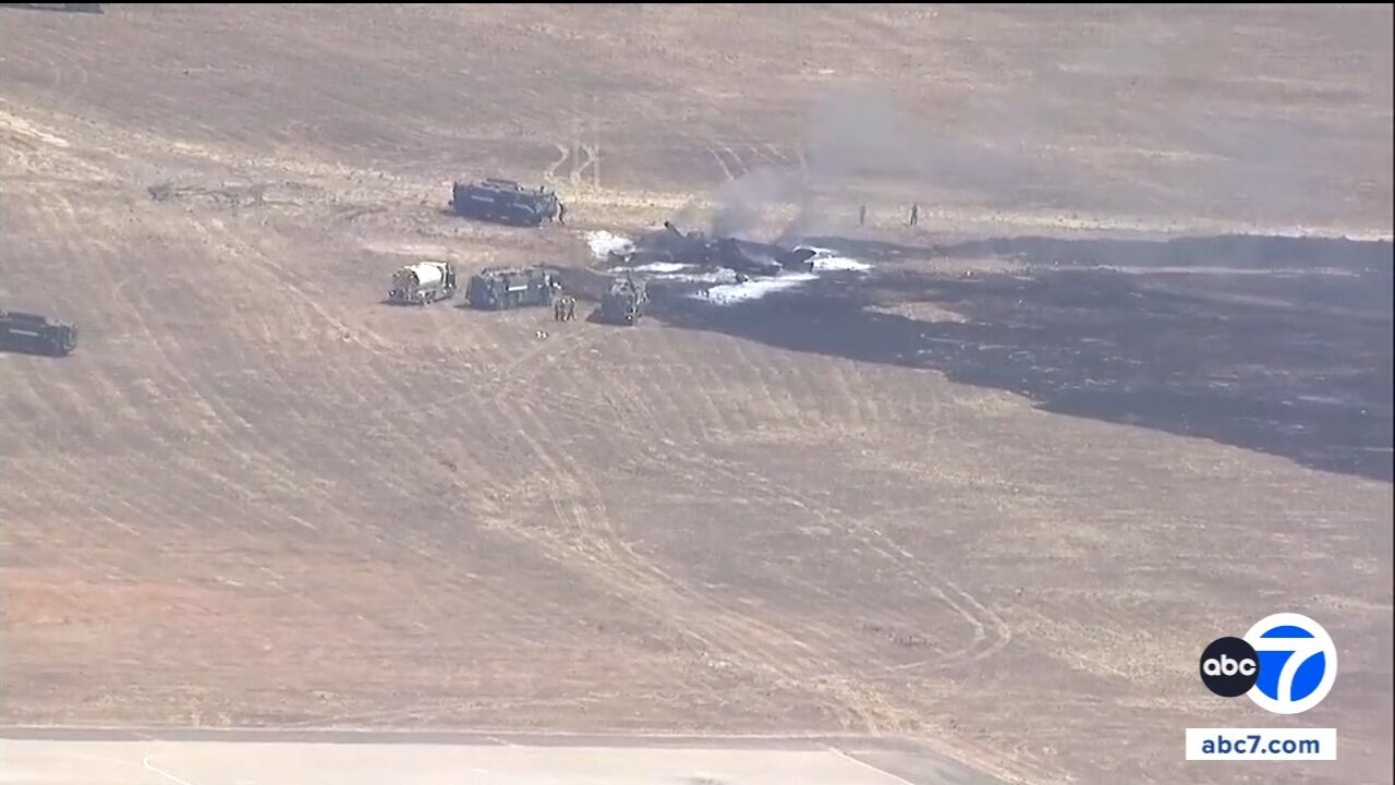 F-35 military jet crashes in Miramar near San Diego