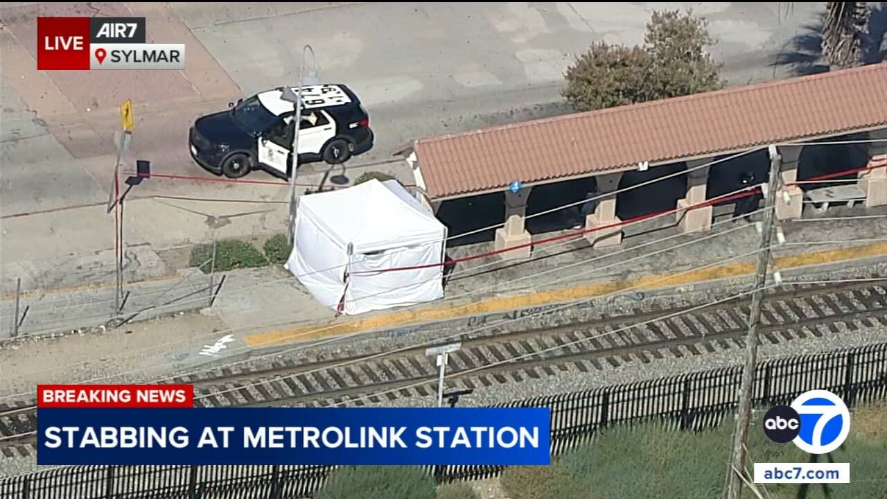 Deadly stabbing at Metrolink station in Sylmar; suspect search underway
