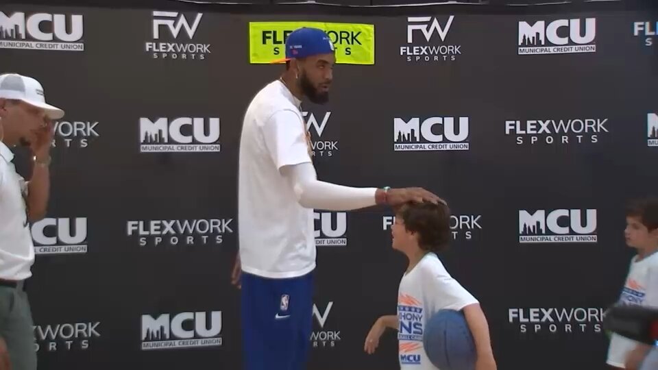 Knicks champion Karl-Anthony Towns hosts youth basketball camp