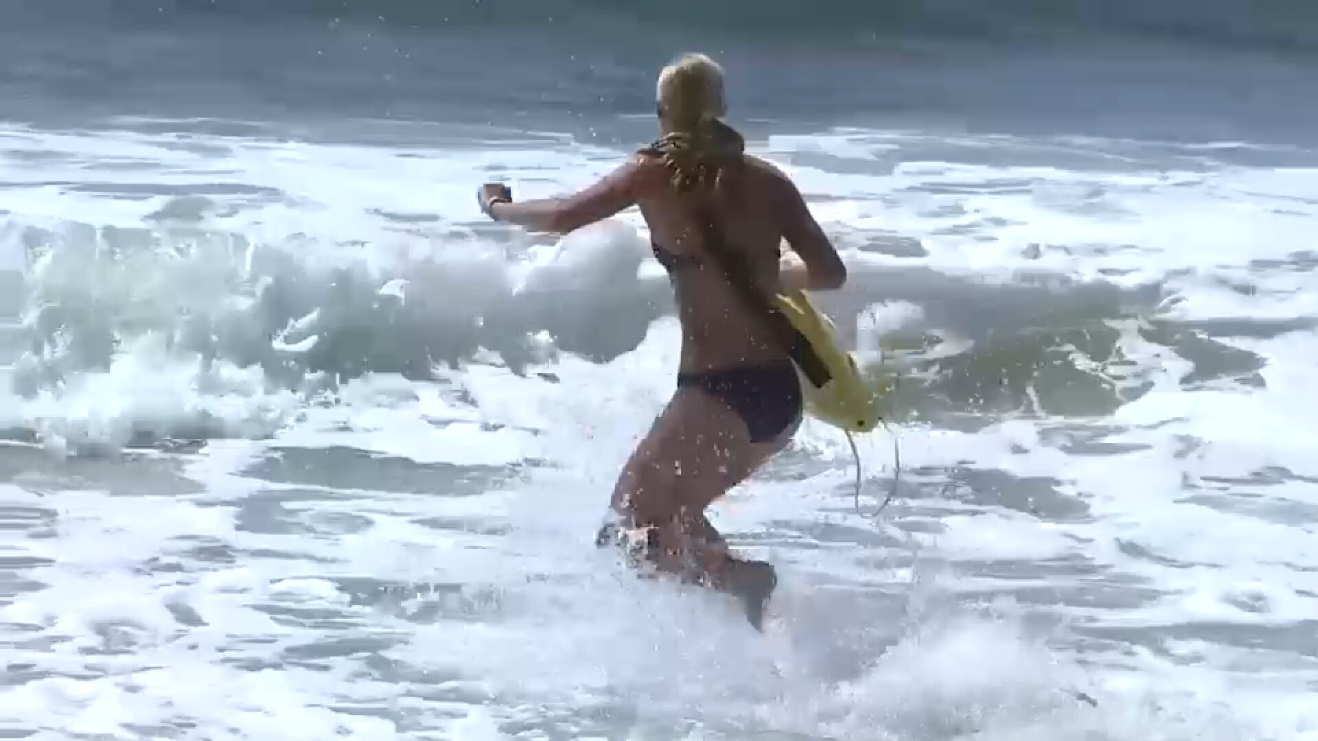 Lifeguards demonstrate rip current safety after Long Island ocean rescues