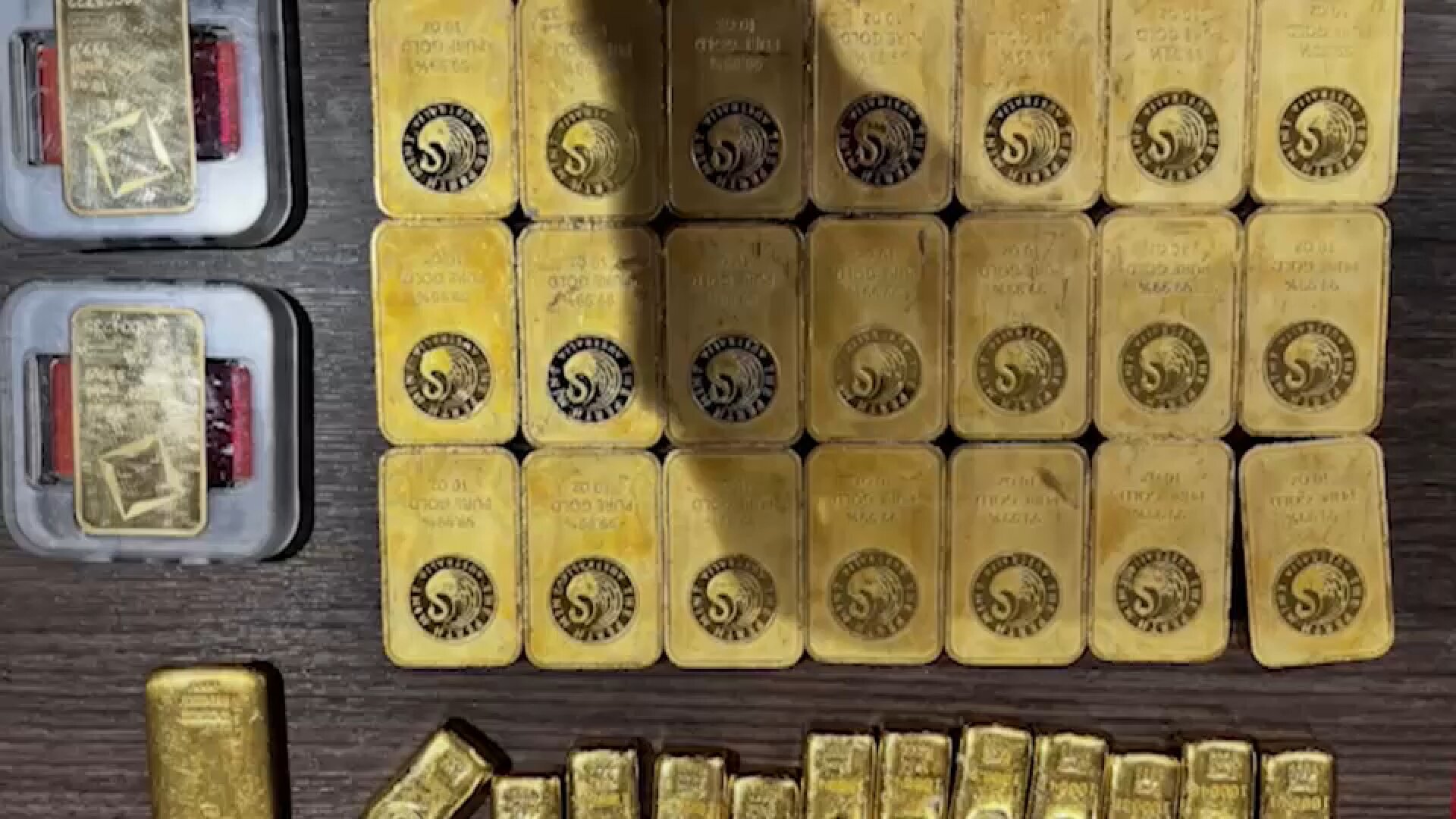 NYPD warning: Gold bar scam targeting older New Yorkers, stealing $100 Million+