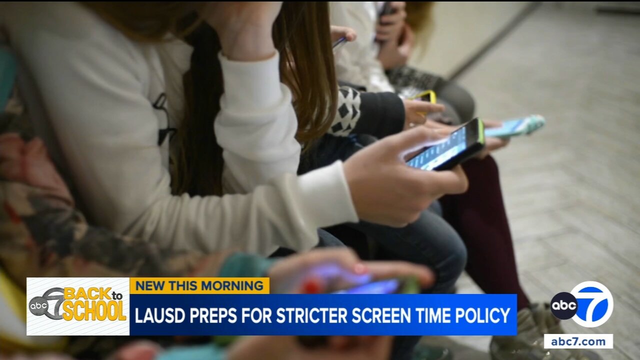 LAUSD prepares to implement strict limits on students' screen time