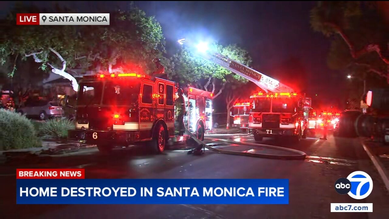 2 found dead after firefighters extinguish house fire in Santa Monica