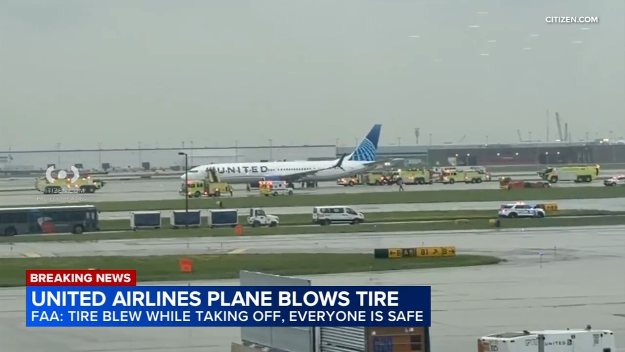 United flight aborts takeoff at Chicago O'Hare due to blown tires