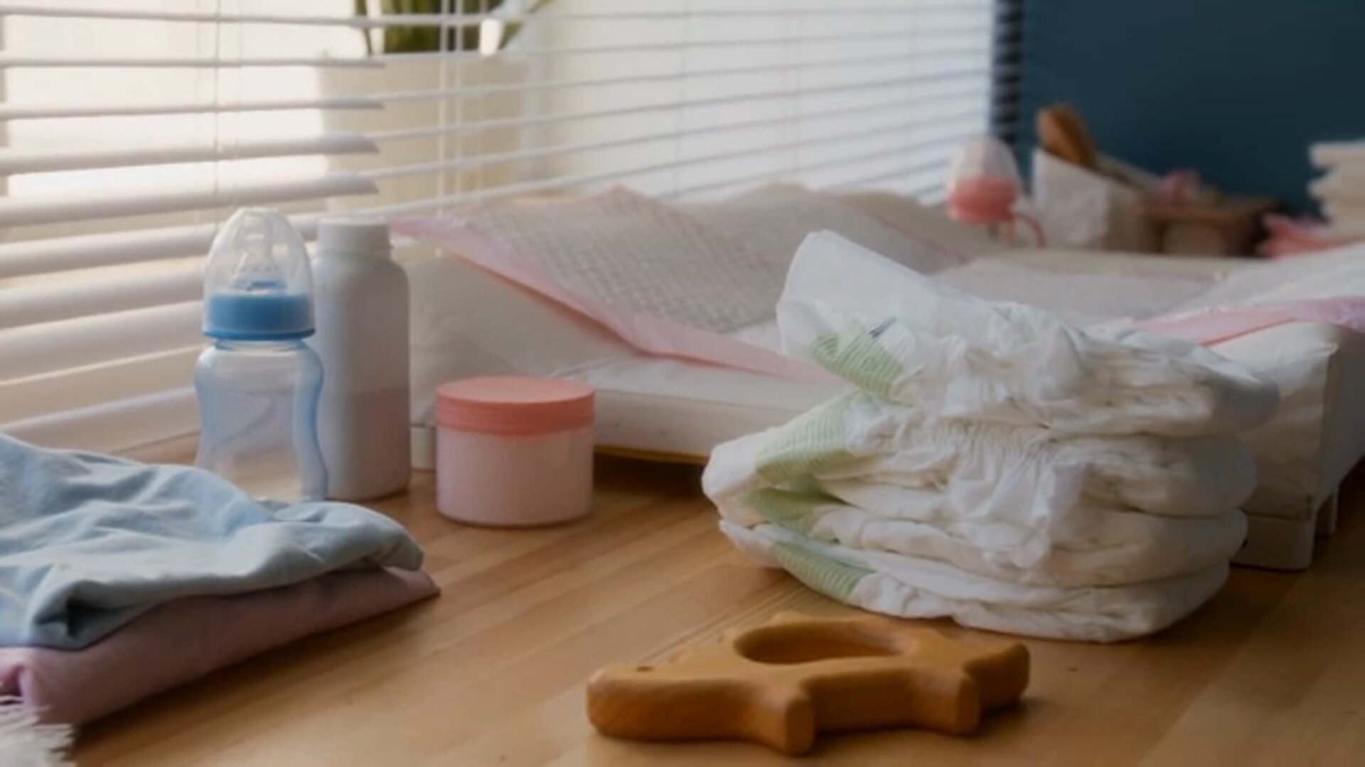 What's in baby diapers? California bill would require manufacturers to disclose ingredients