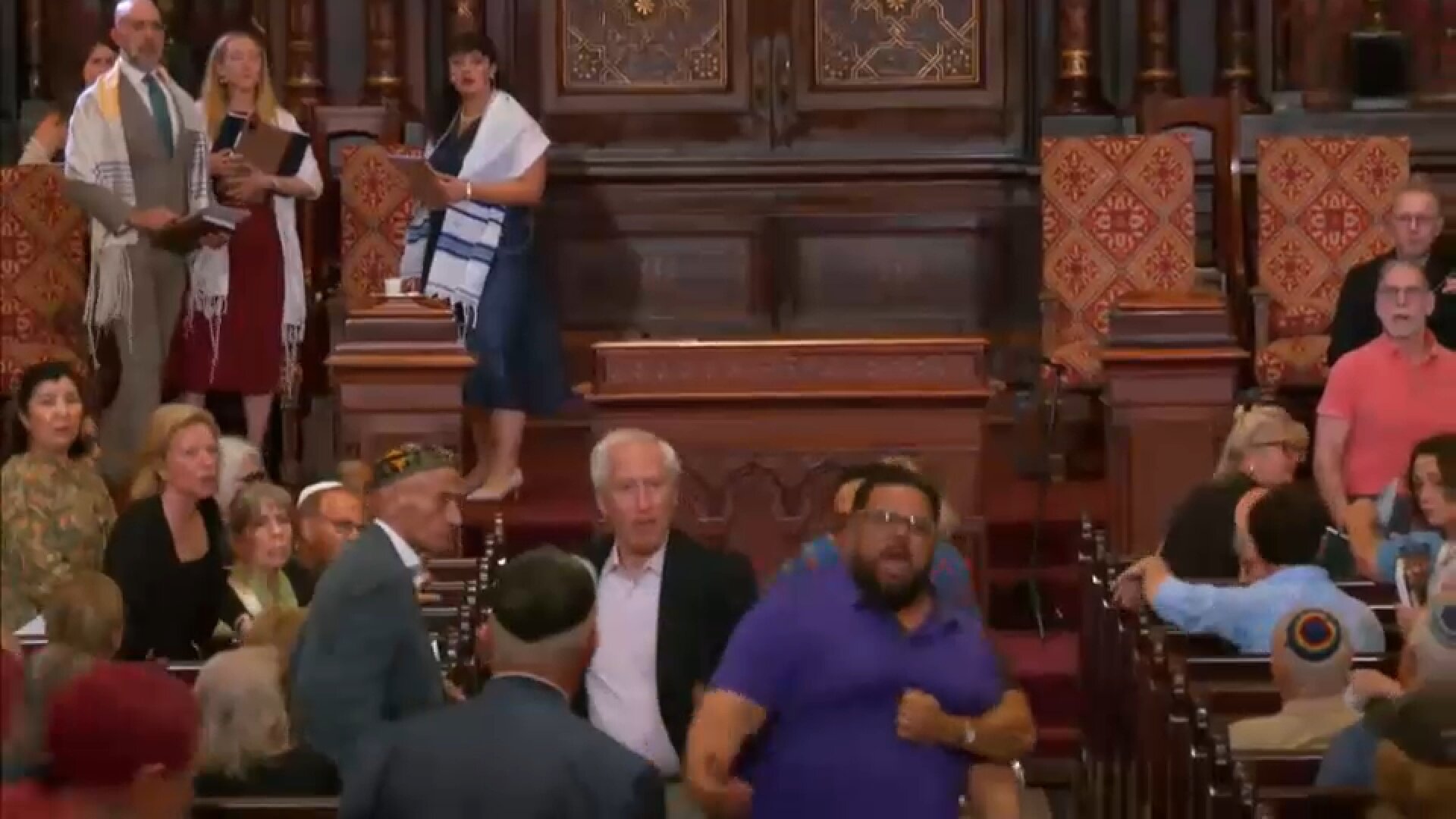 Man faces federal hate crime charges after disrupting services at Central Synagogue