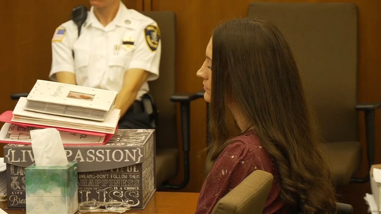 As Lindsay Clancy case highlights postpartum psychosis, mom stricken by it shares story of hope