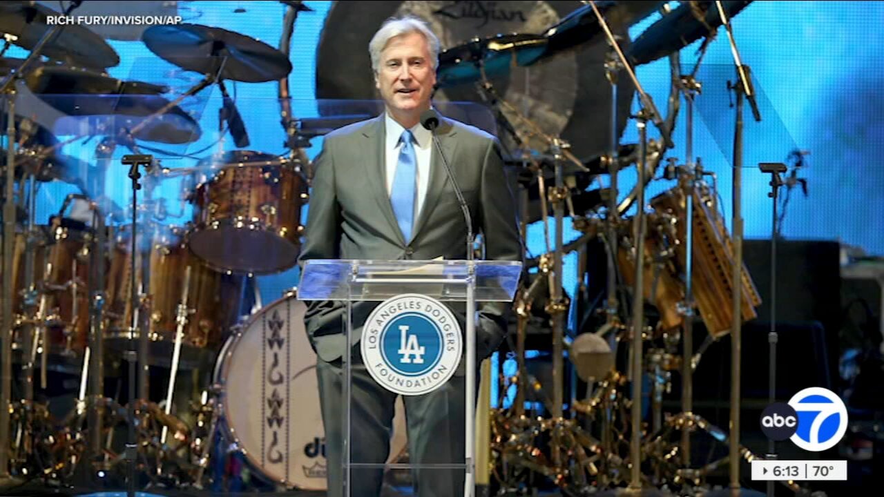 Dodgers president shuts down talk of sale after Mark Walter's Lakers deal