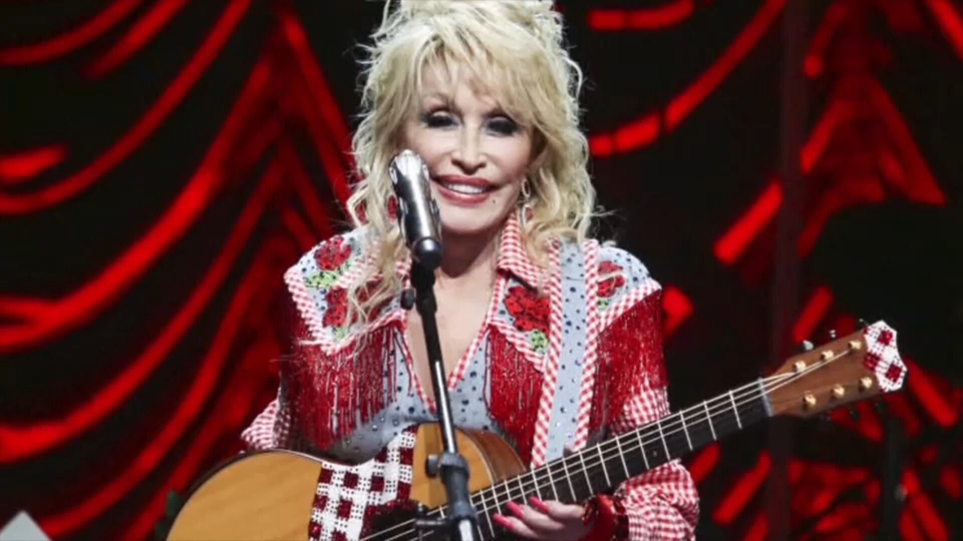 Miley Cyrus remembers godmother Dolly Parton after her death at 80