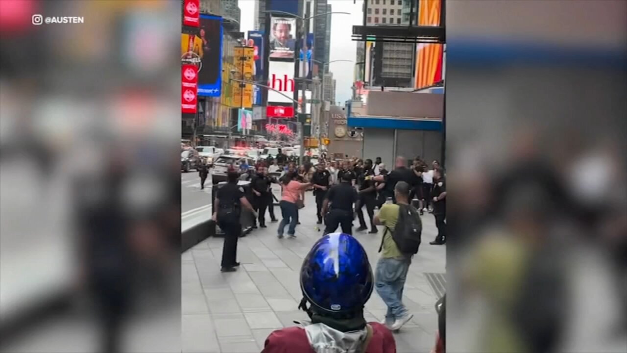 Bank of America worker killed in 'unprovoked' Times Square stabbing identified: Police