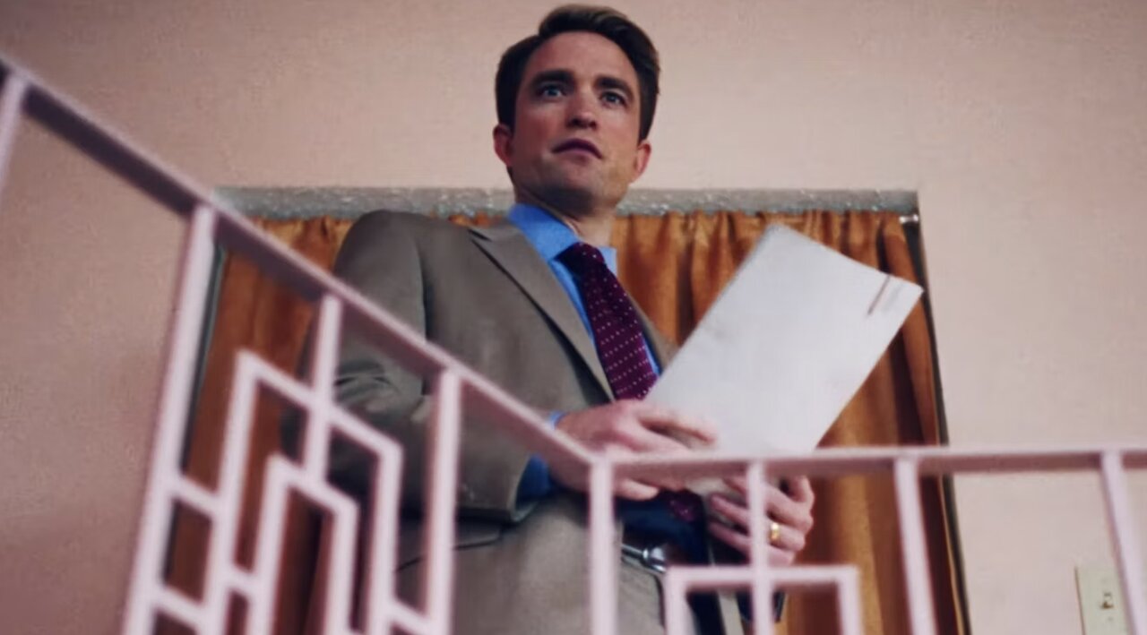 Robert Pattinson steps into Chris Hansen's shoes in the gripping new A24 Primetime trailer — but I was distracted by an…