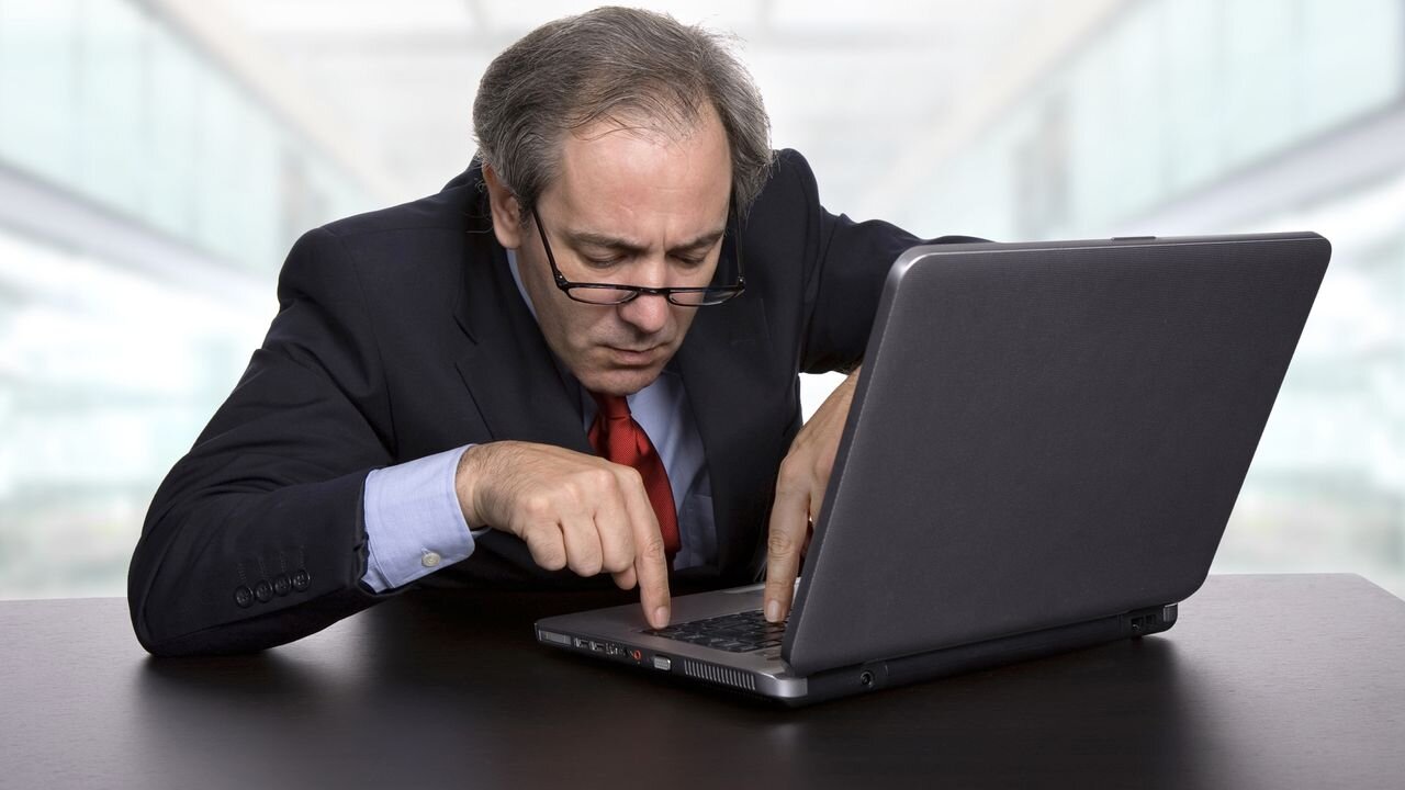 Not all heroes wear capes': Someone ported Word from 1990 to run in Windows 11, and it's perhaps the ultimate protest against…