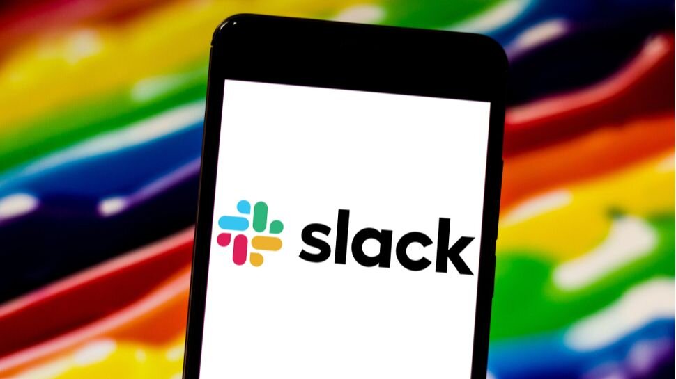 Slack will now let you code as a team to get those tricky tasks done