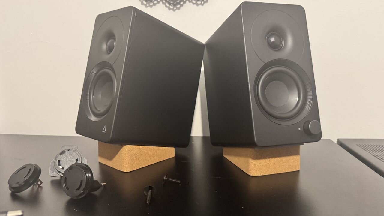 Creative XF1 speaker review