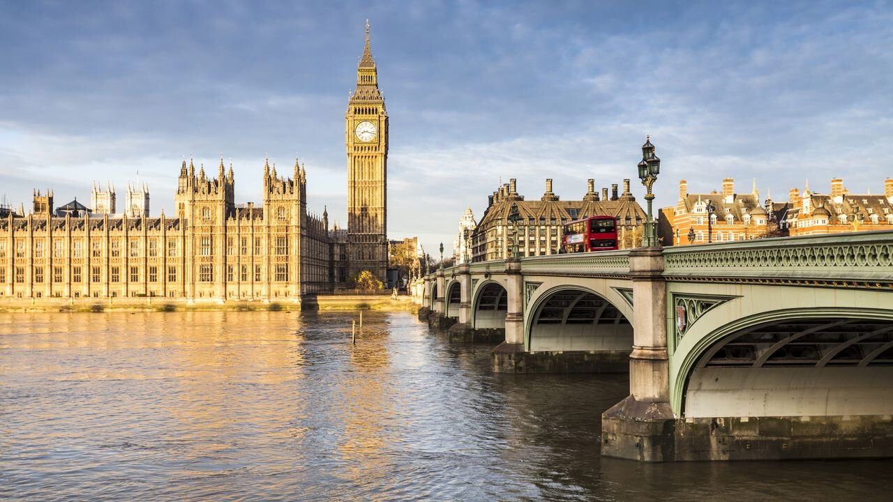 New London data centers approved — and some are requesting 3 million liters of water per day and enough electricity to power…