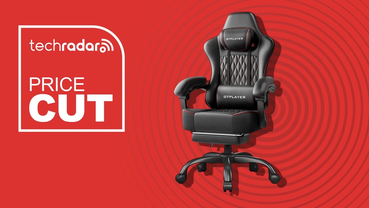 This GTPlayer Big and Tall chair gives you extra space, thick spring cushioning, and room to stretch your legs