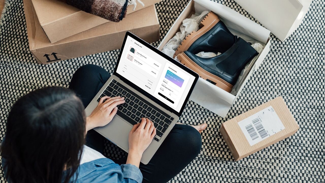 Scammers hijack real Shopify notifications to swindle victims