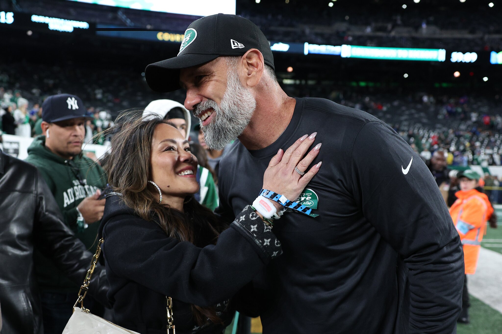Falcons announce death of Cristina Ulbrich, wife of DC Jeff Ulbrich, following cancer battle