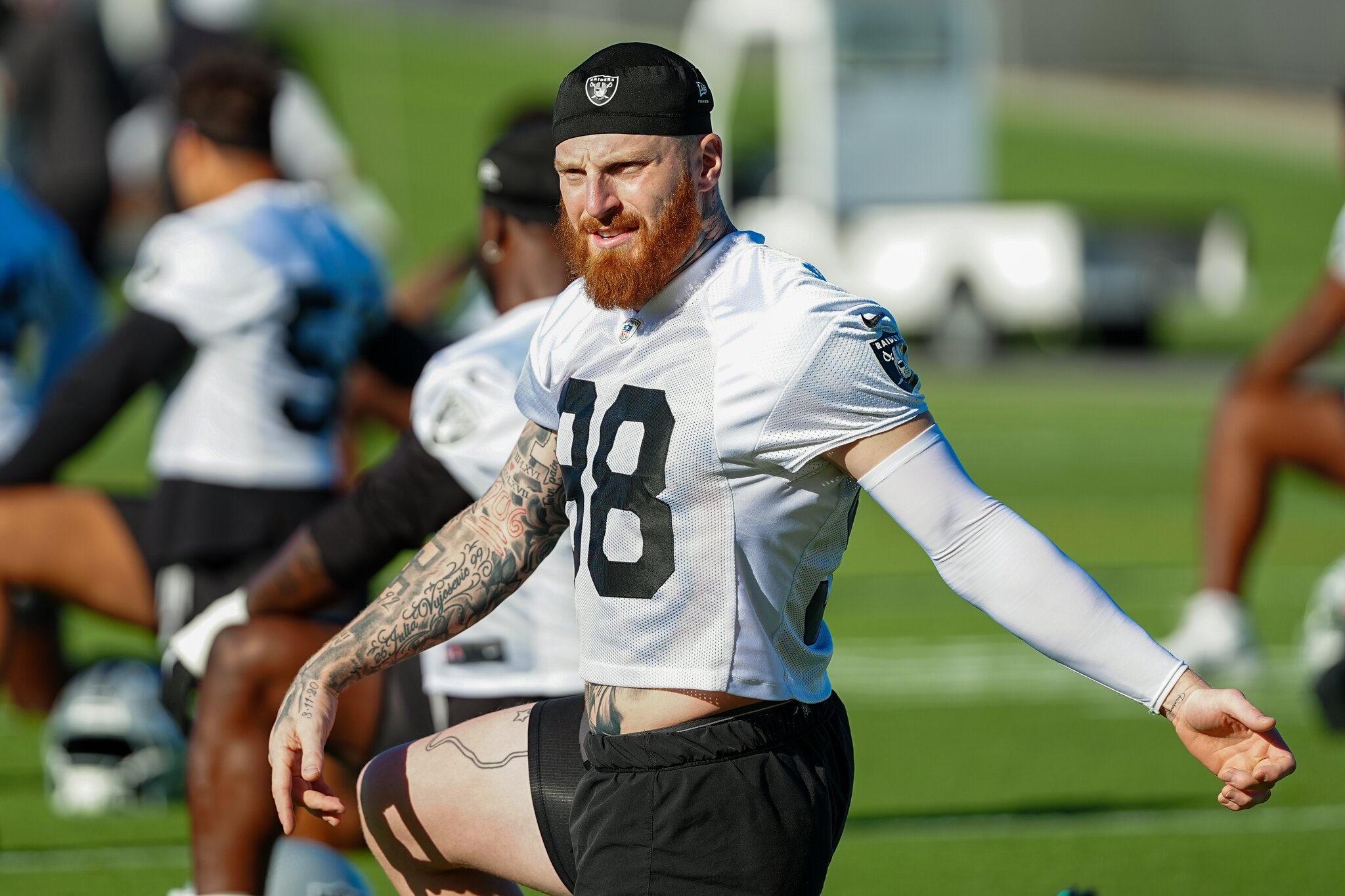Maxx Crosby and Kirk Cousins reportedly need to be separated in Raiders training camp scuffle