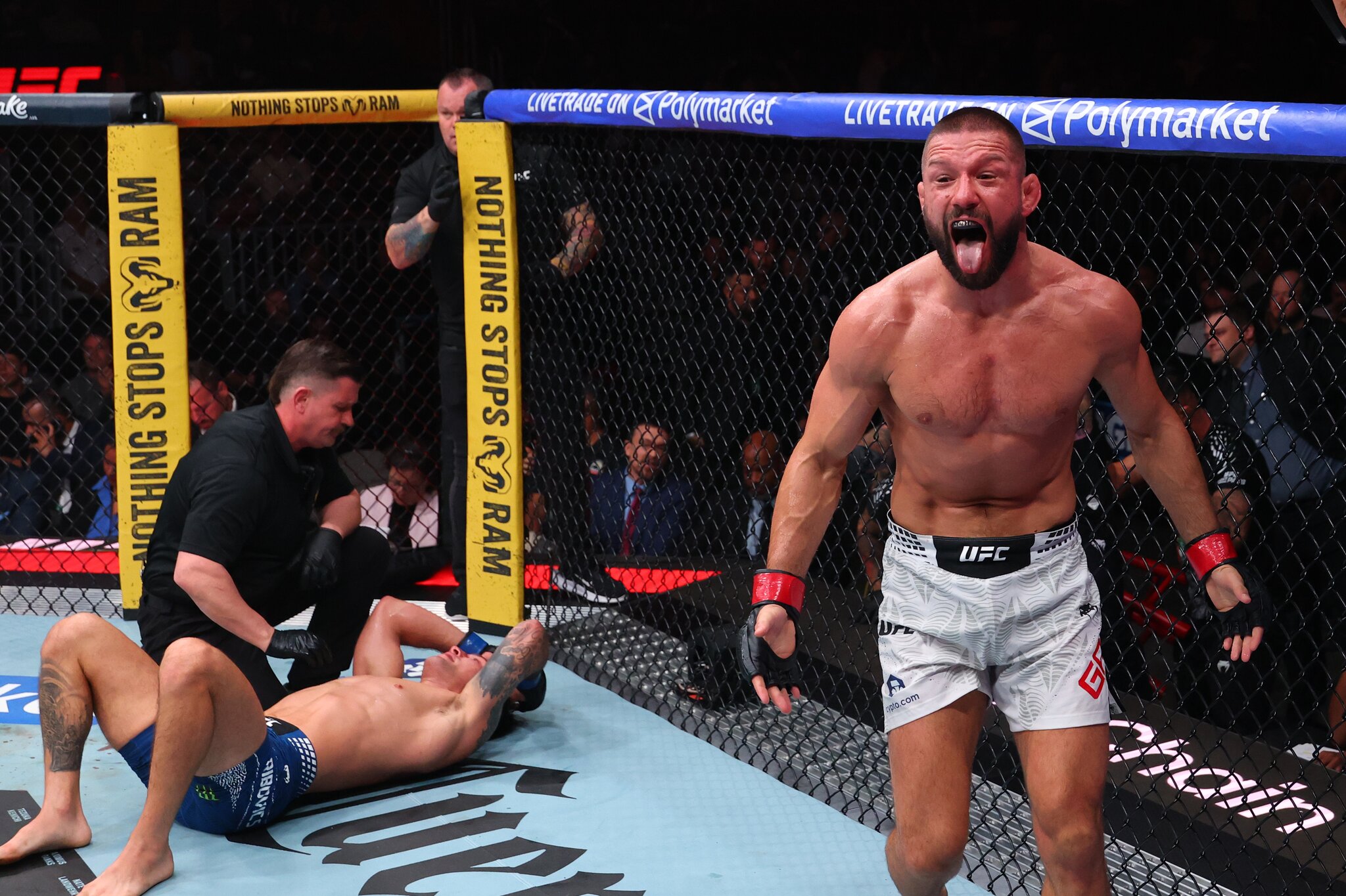 UFC Vegas 120 preview and predictions: Can Quillan Salkilld overcome Mateusz Gamrot?