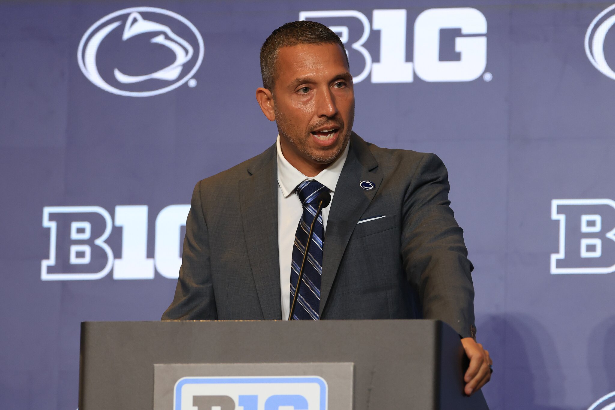 2026 Big Ten betting preview, odds: Favorite over/unders, predictions for every team
