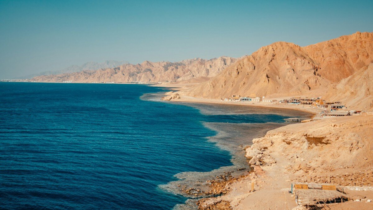 Red Sea Tanker Traffic Hits Multi-Month Low as Houthi Threat Holds