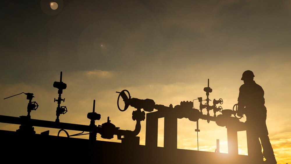 Oil Prices Head for 4% Weekly Gain as U.S.-Iran Deadlock Drags On