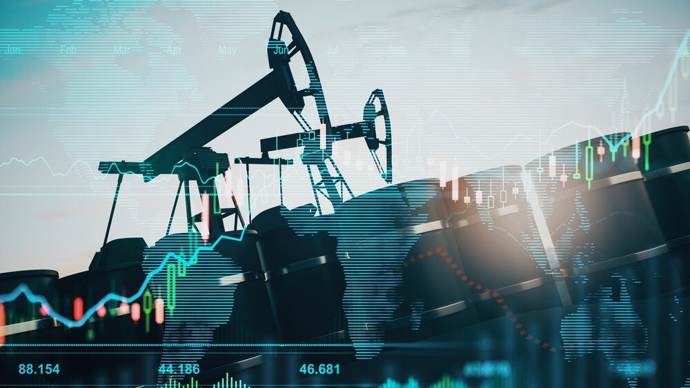 Oil Prices Slide 2% as Markets Brace for Bessent’s ‘Economic D-Day