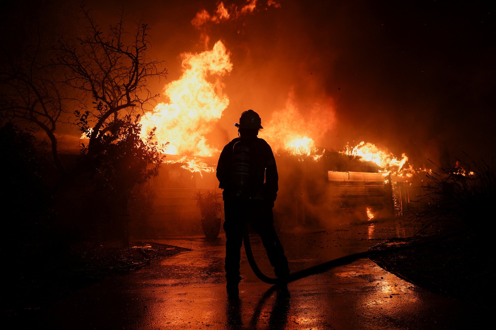 Southern California Edison equipment blamed for 2025 Eaton fire in Los Angeles