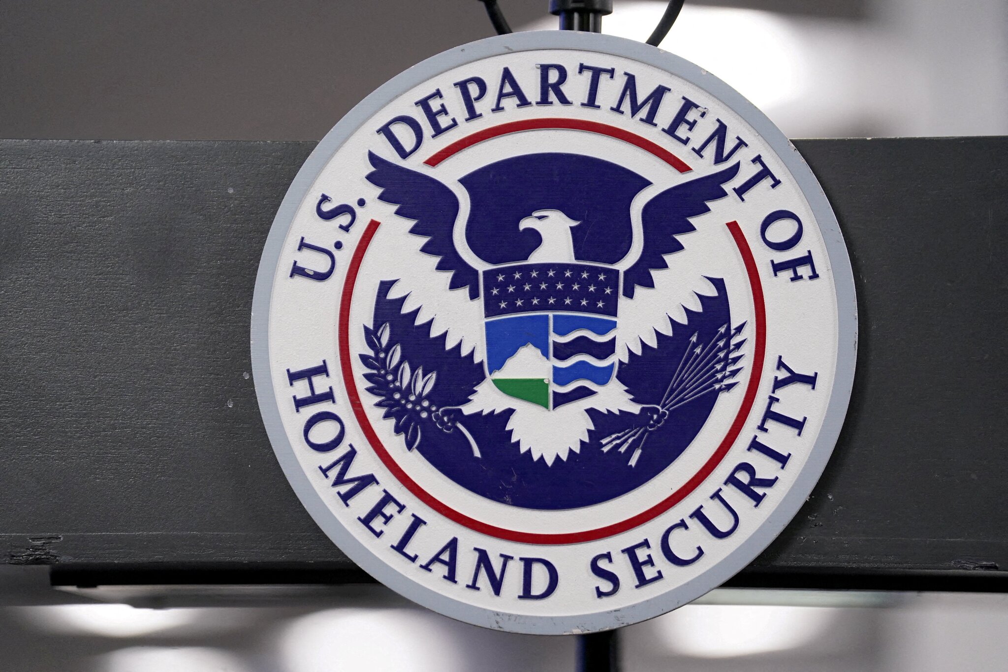 Congressional Democrats to investigate efforts to deport U.S. military members and their families