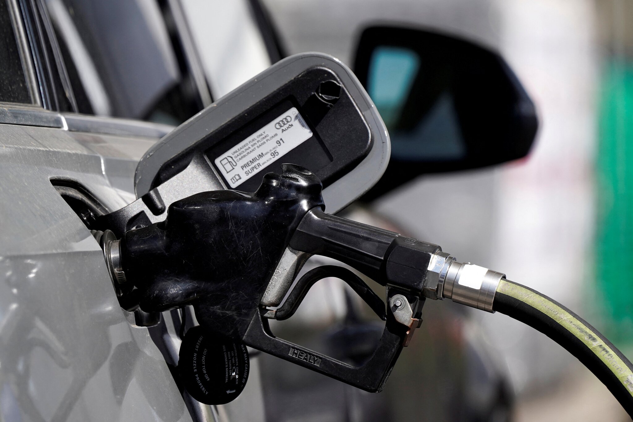 Major oil companies reap massive profits as U.S. and Iran fighting drives energy prices higher