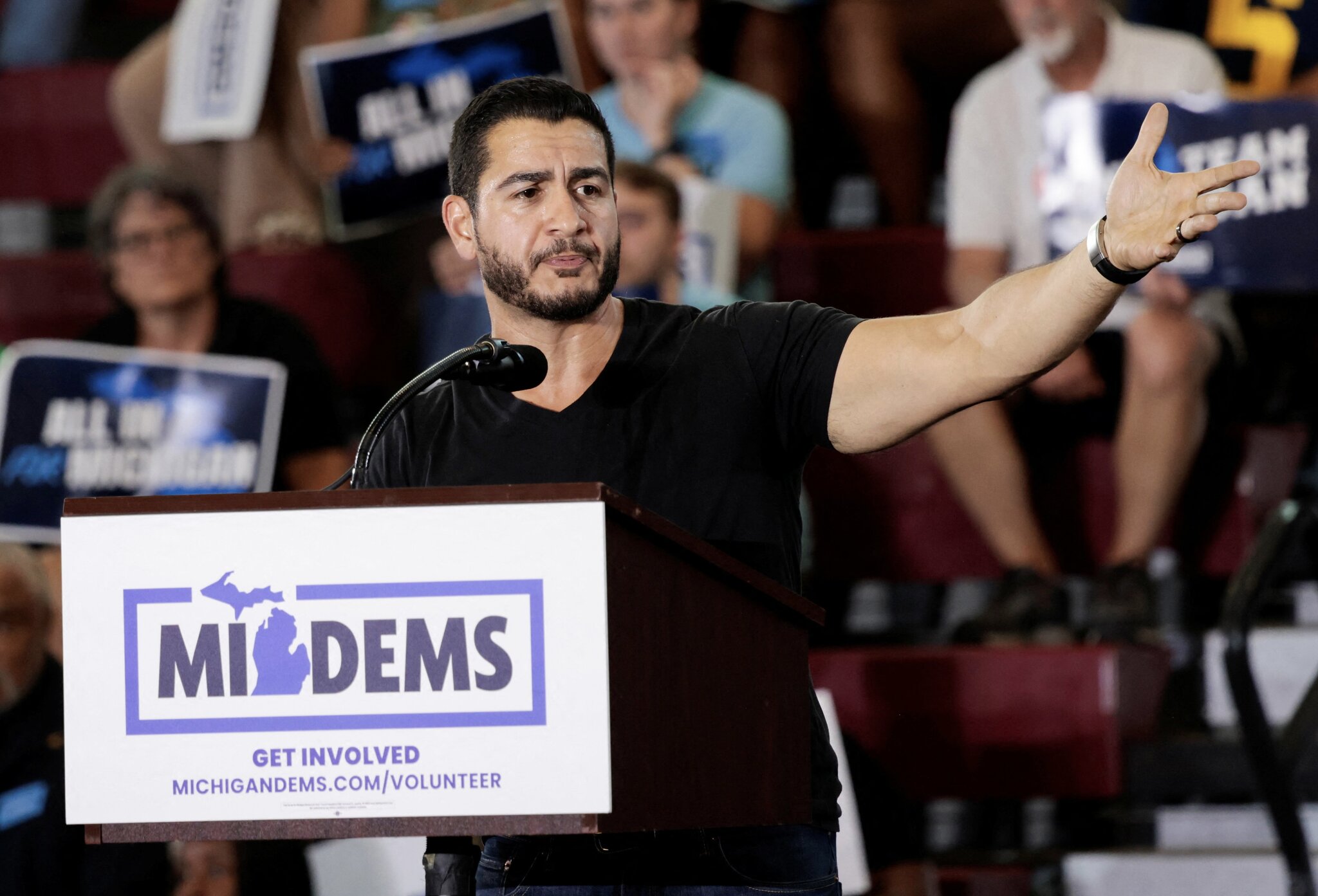 Obama and Abdul El-Sayed Spoke to Discuss Unity After Michigan Senate Primary